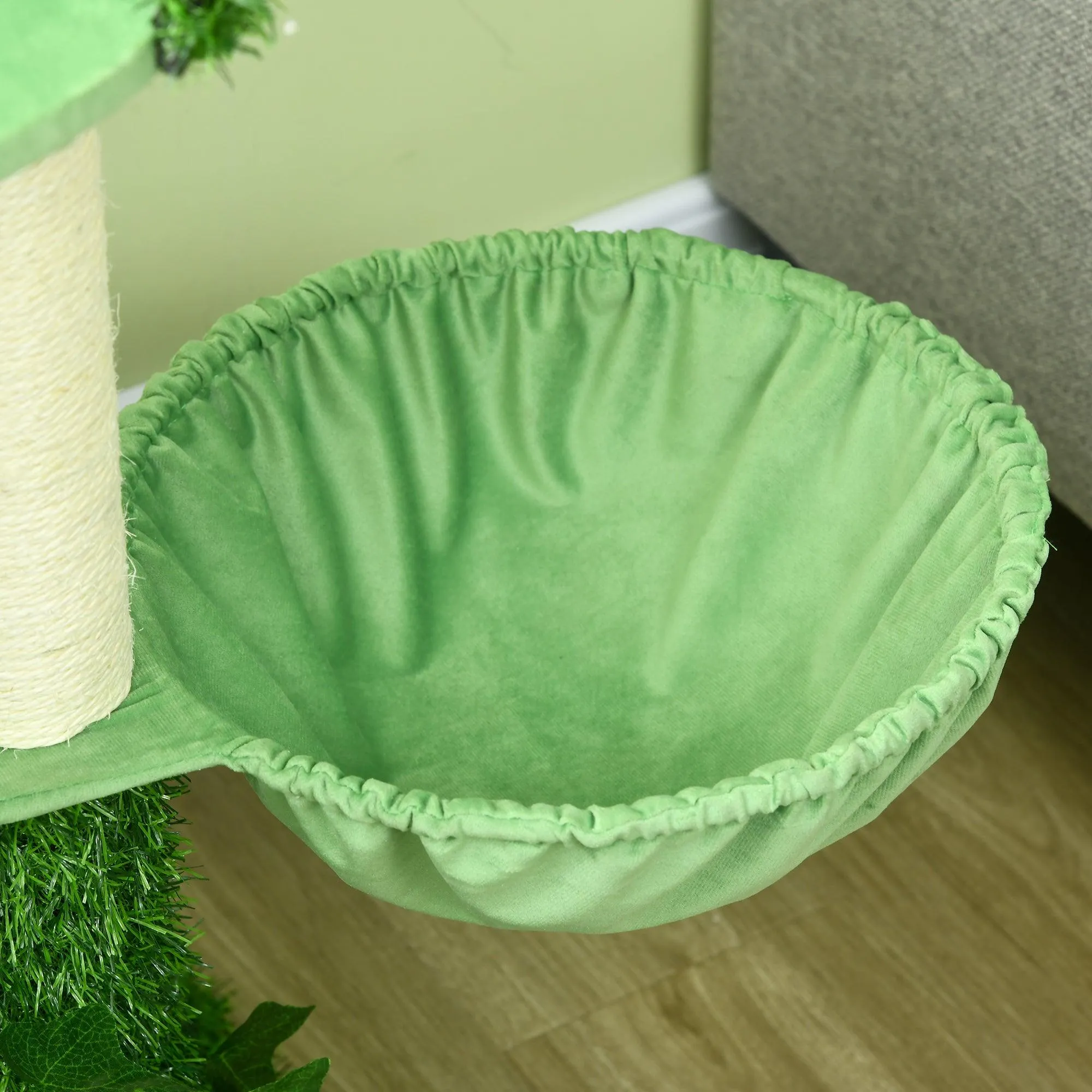 Indoor Cat Climbing Tree with Green Leaves, 77cm - Green & White